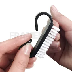 Mini Brosse à Ongle Noire