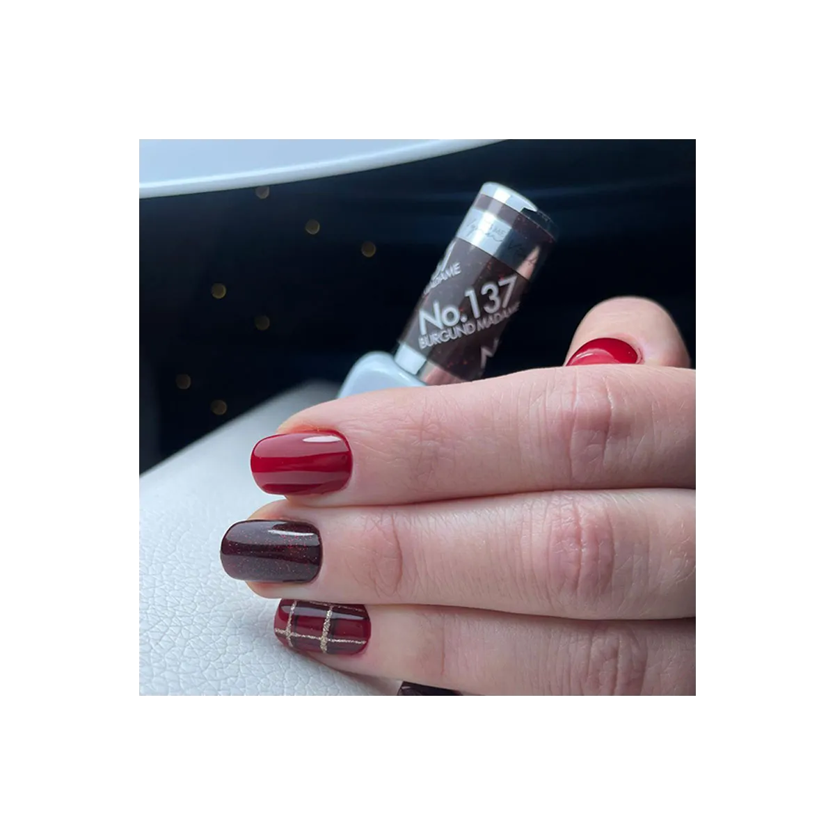 Pure Creamy 137 Burgund Madame