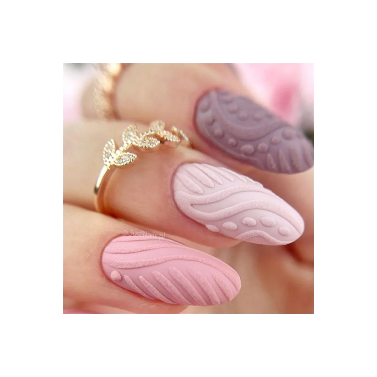 Pure Creamy 234 Mauve Landscape