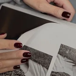 Gel Polish 100 Smoky Plum