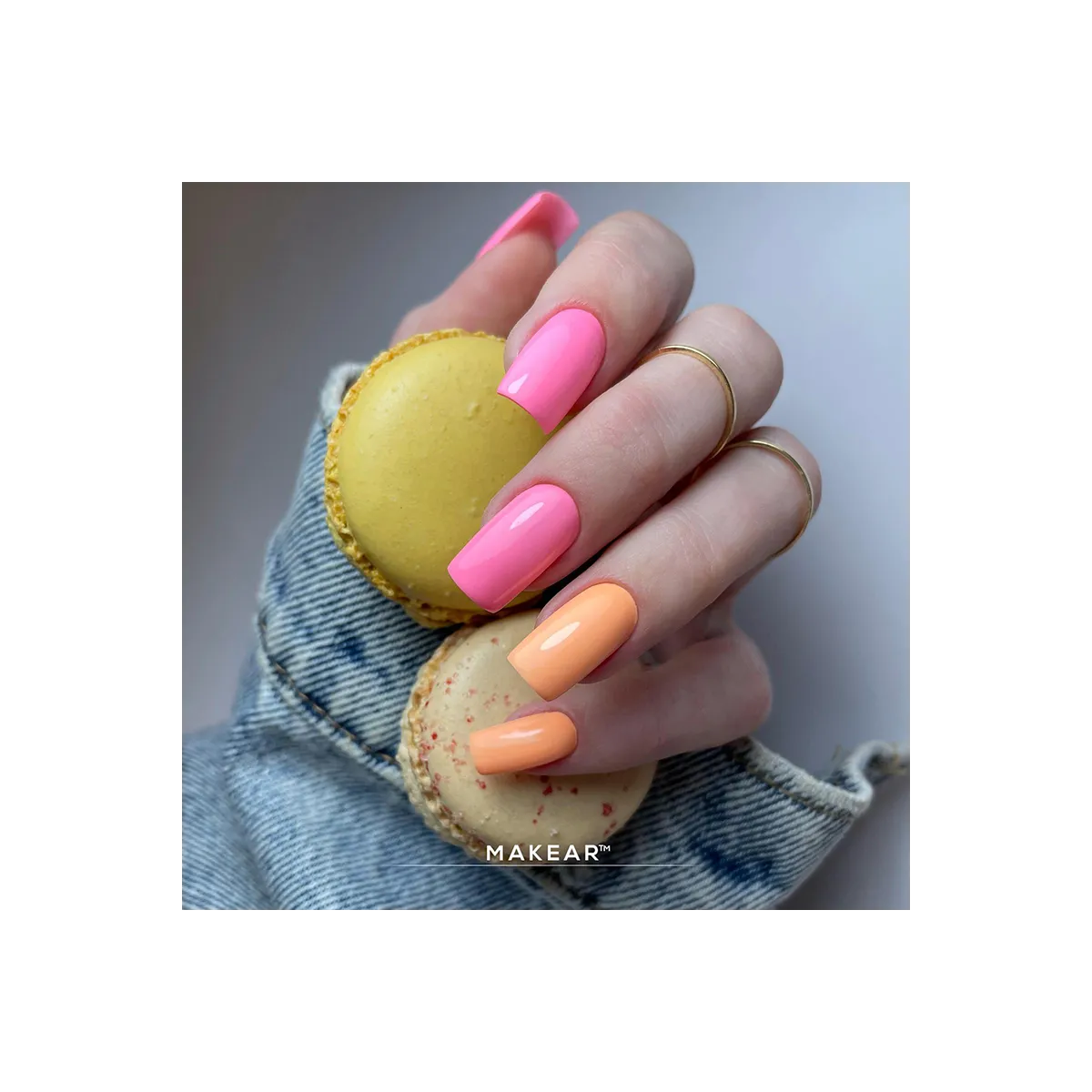 Gel Polish Glow In The DarkDG05 Think Pink