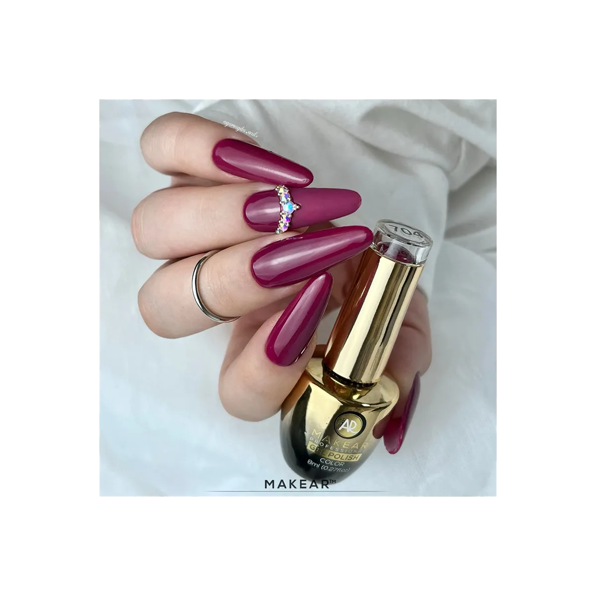 Gel Polish Regular 704