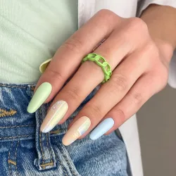 Pure Creamy 261 Spring Mist