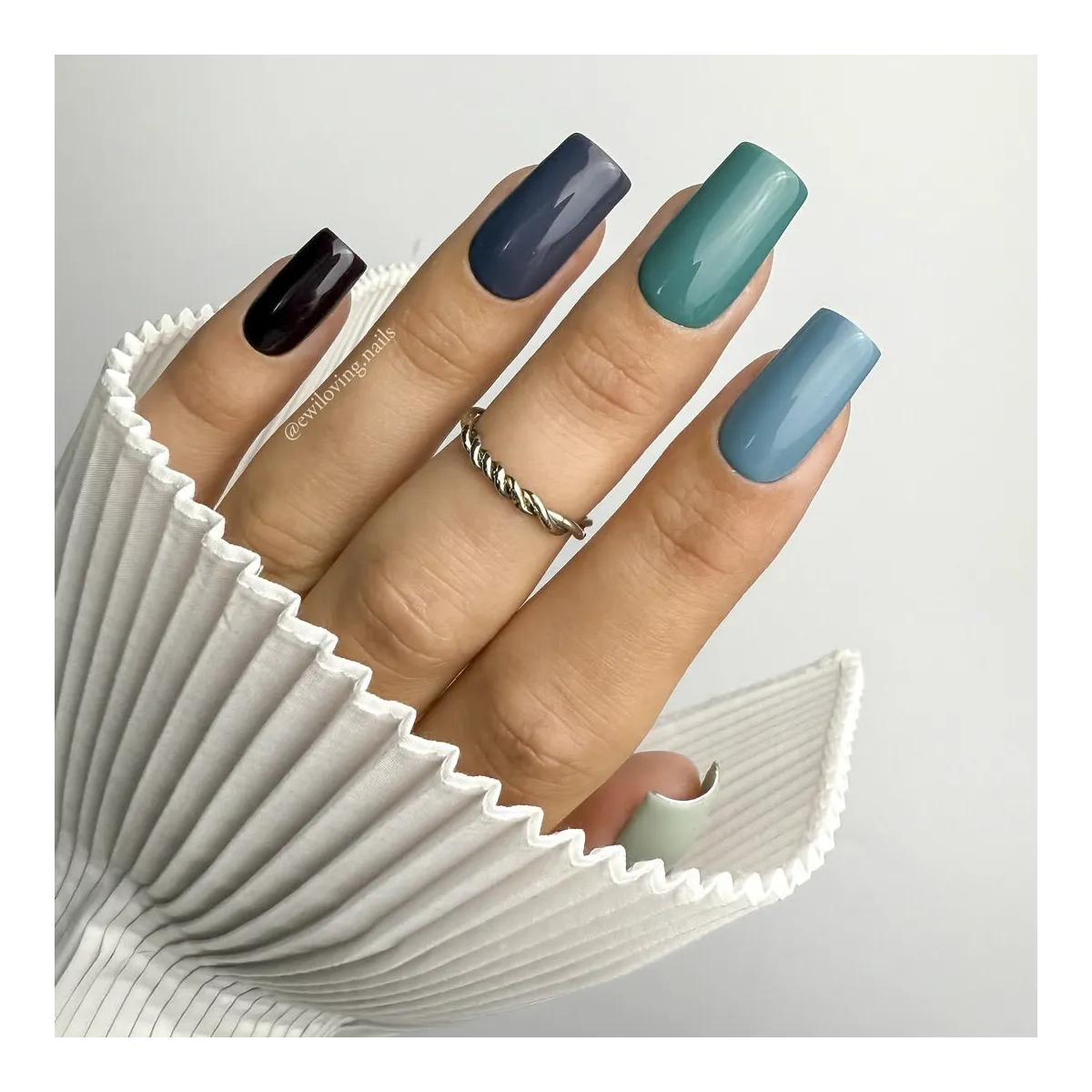 Gel Polish 389 I'm Modern